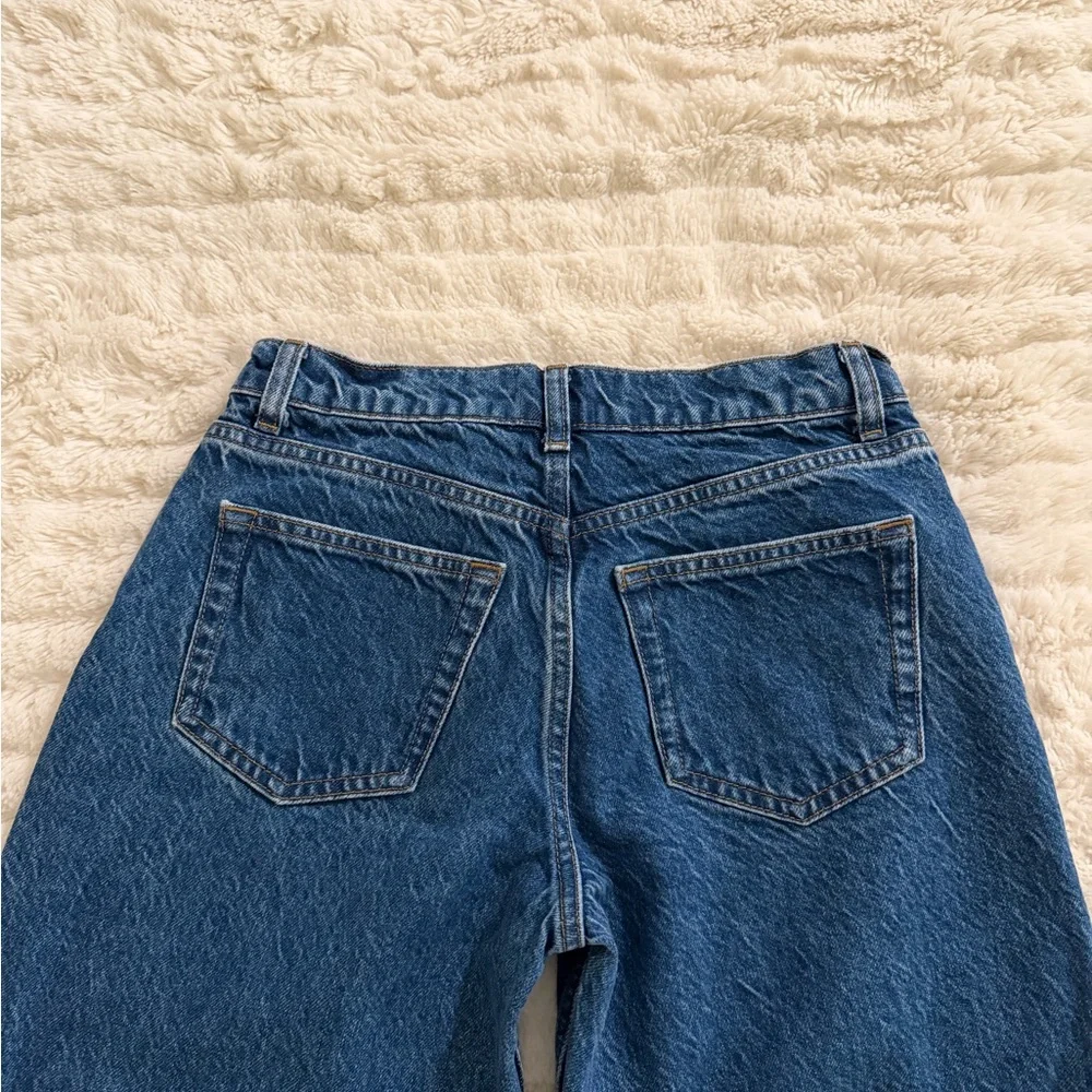 REFORMATION Cary Low Rise Slouchy Wide Leg Short Jeans - Cleary - Picture 8 of 9